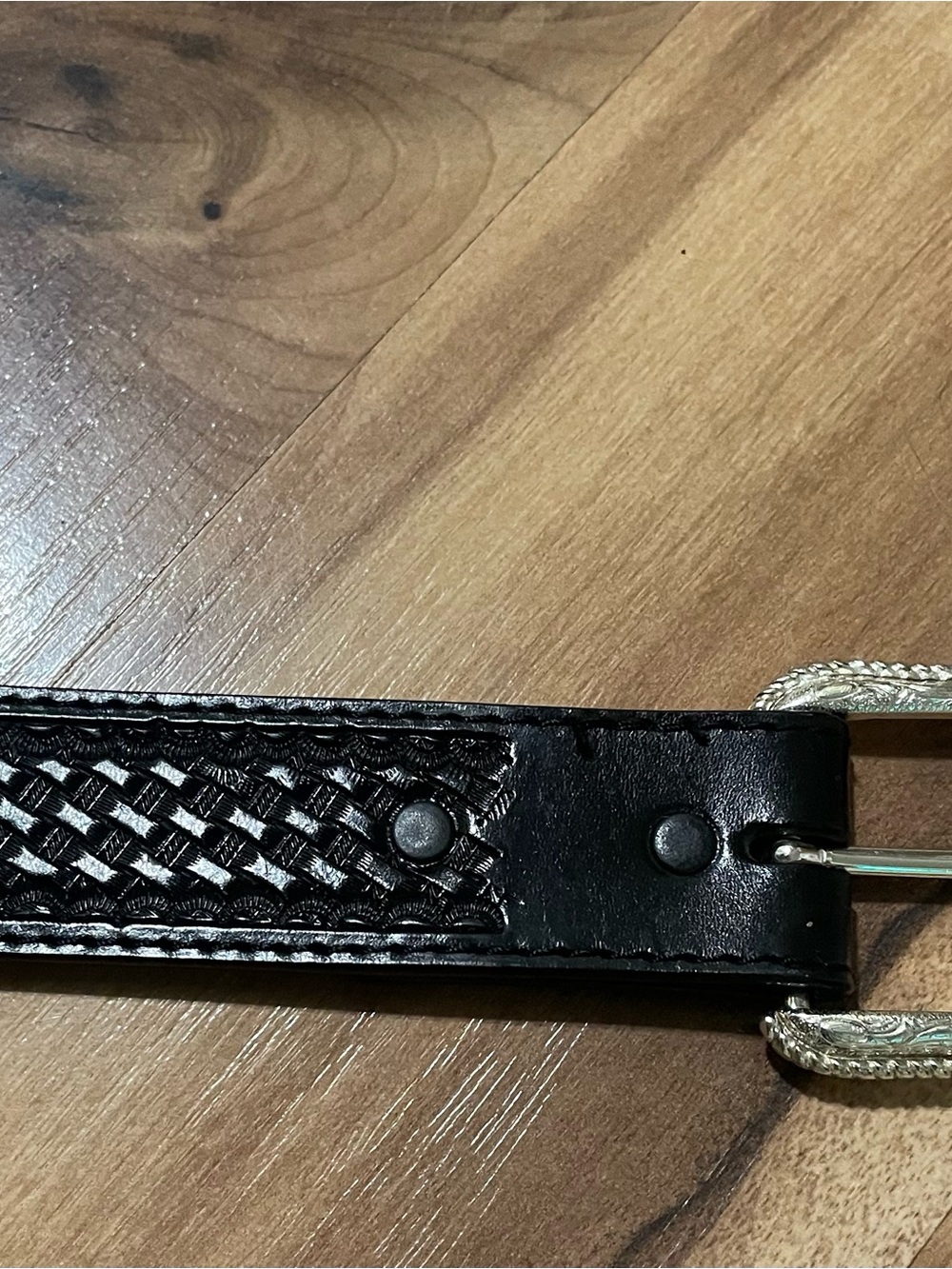 Nocona Womens Black Leather Western Belt with Silver Conchos & Whipstitch - Picture 3 of 14